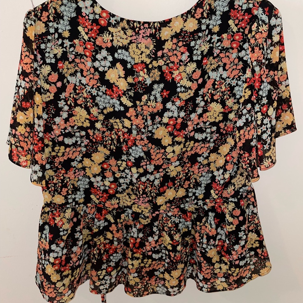 Madewell, floral wrap shirt, size small, never worn